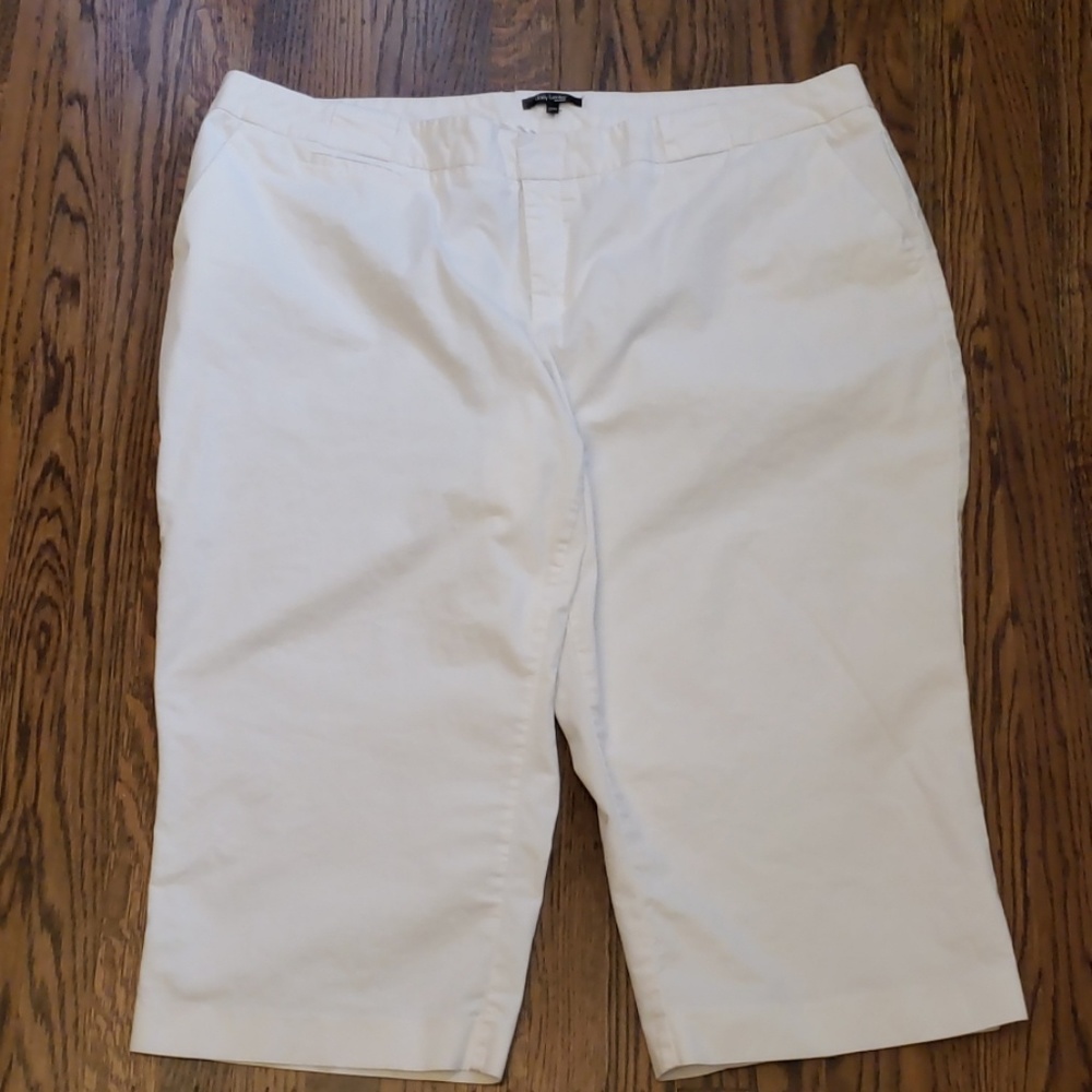 White capri pants